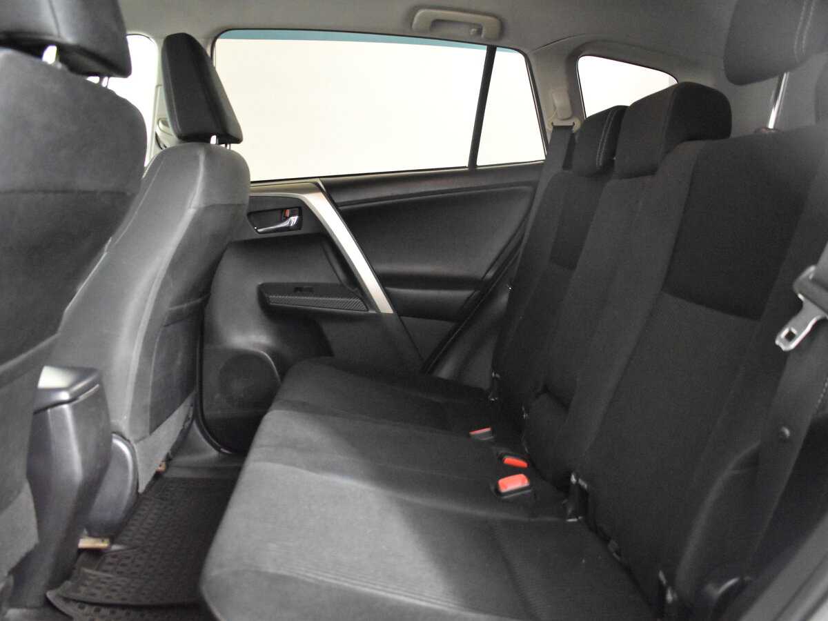 Тойота Рав4 б/у, 2015, Механическая. Фото: #6