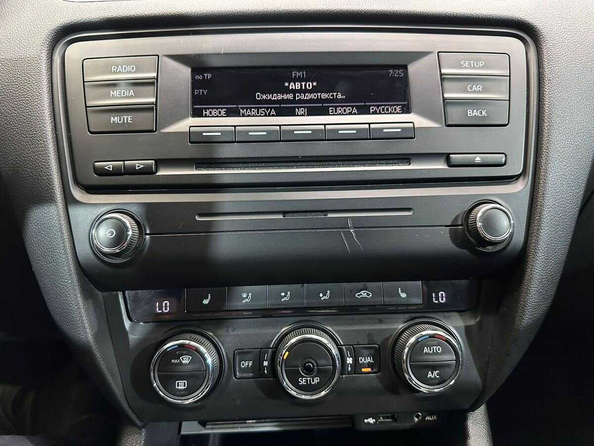 Шкода Октавия б/у, 2013, Механическая. Фото: #11