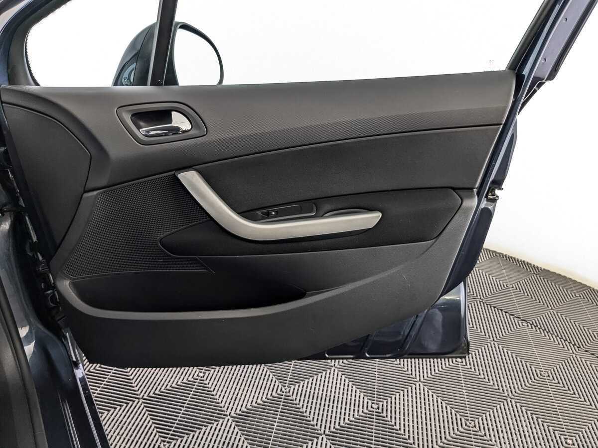 Пежо 408 б/у, 2020, Механическая. Фото: #20