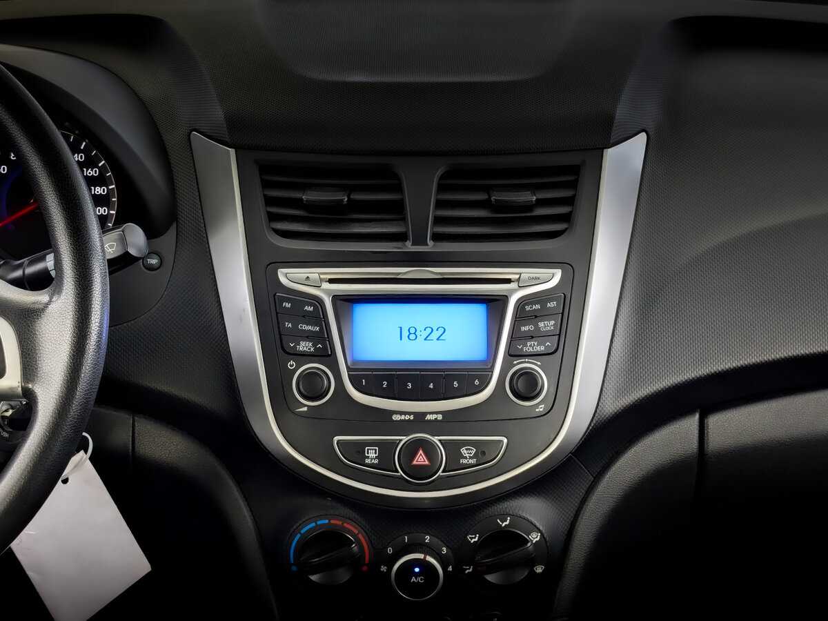 Хендай Солярис б/у, 2012, Автоматическая. Фото: #12