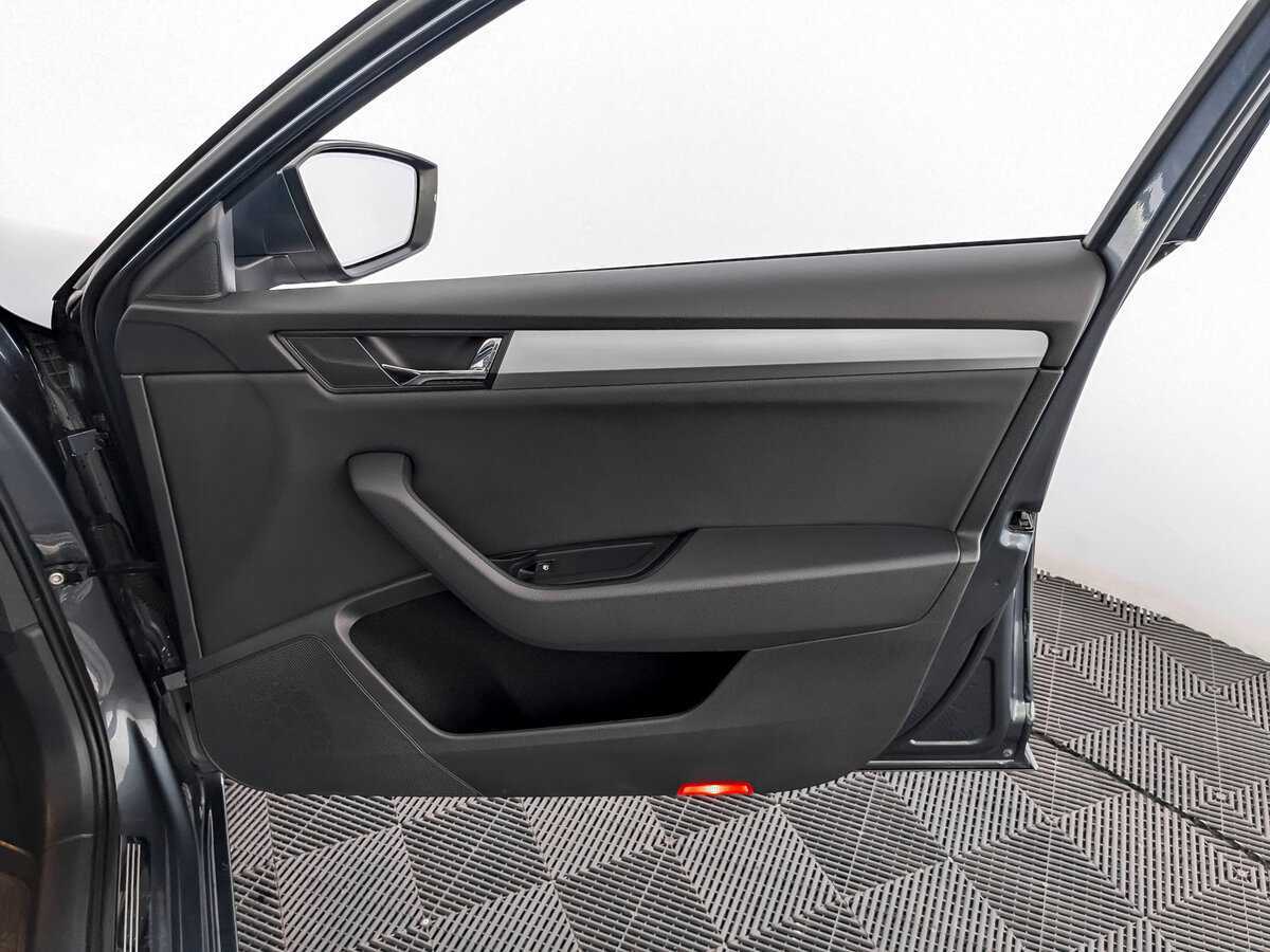 Шкода Суперб б/у, 2019, Роботизированная. Фото: #19