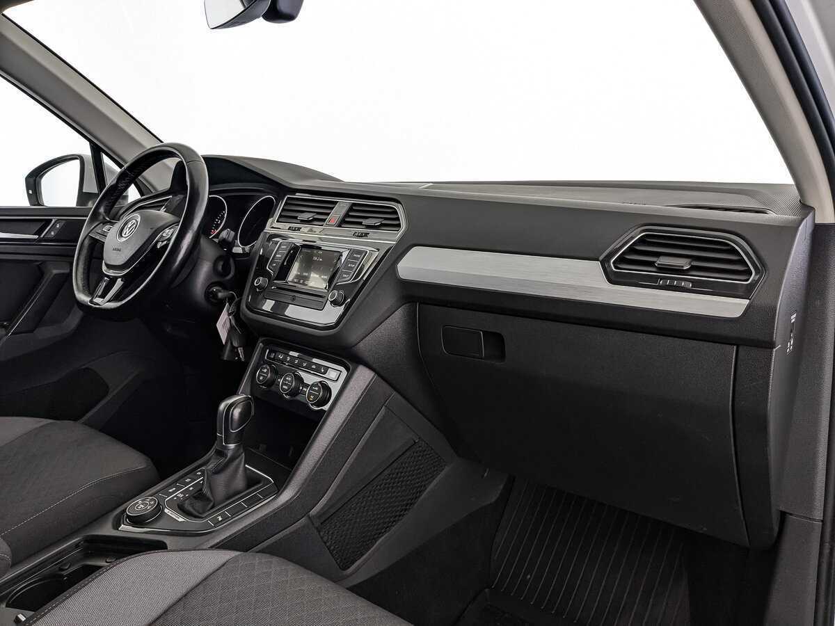 Фольксваген Тигуан б/у, 2017, Роботизированная. Фото: #8