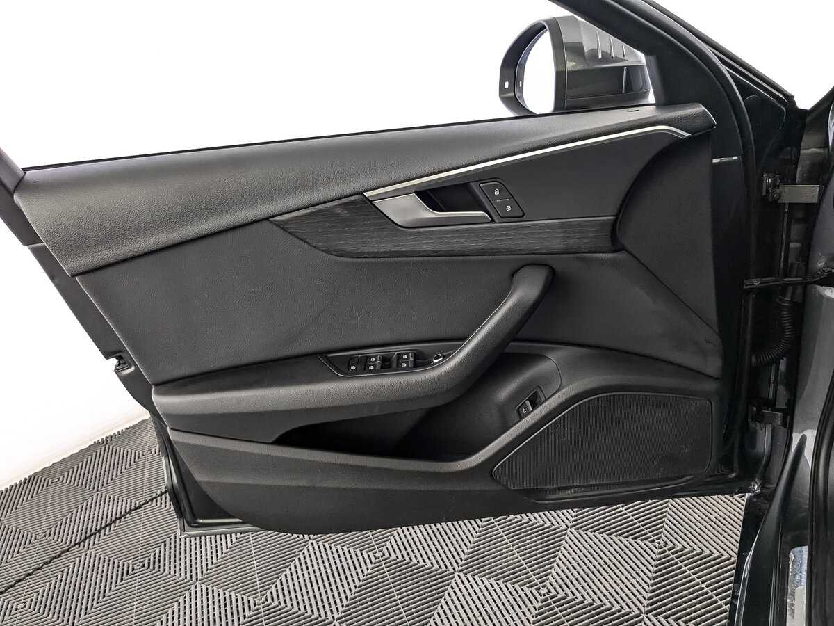 Ауди А4 б/у, 2018, Роботизированная. Фото: #14