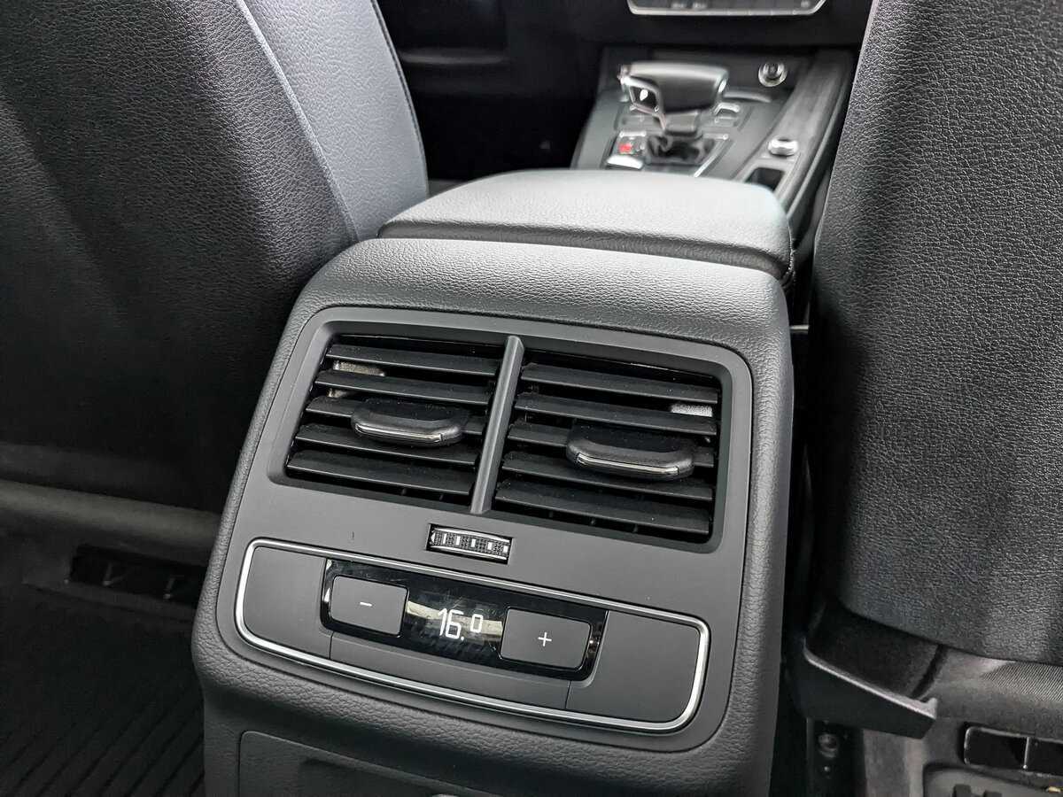 Ауди А4 б/у, 2018, Роботизированная. Фото: #21