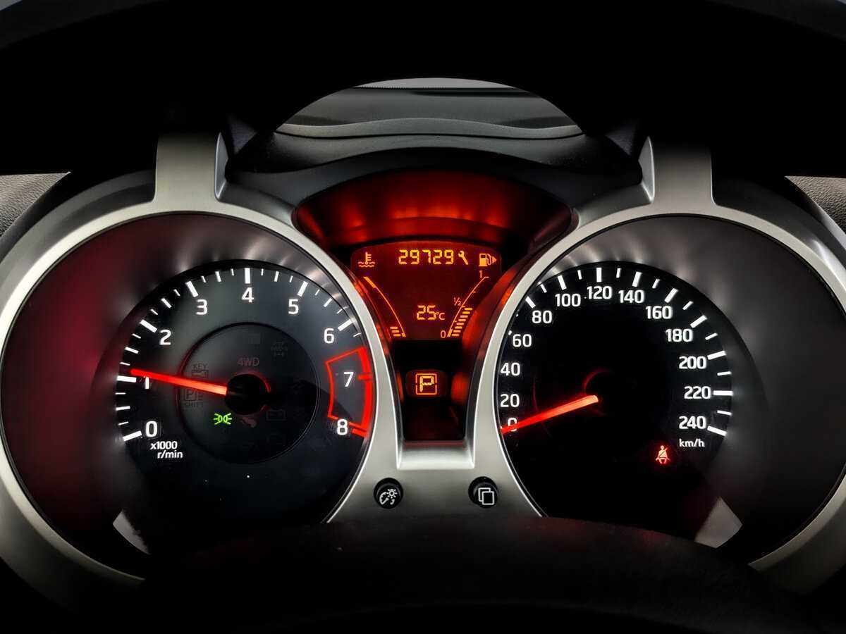 Ниссан Жук б/у, 2012, Вариатор. Фото: #10