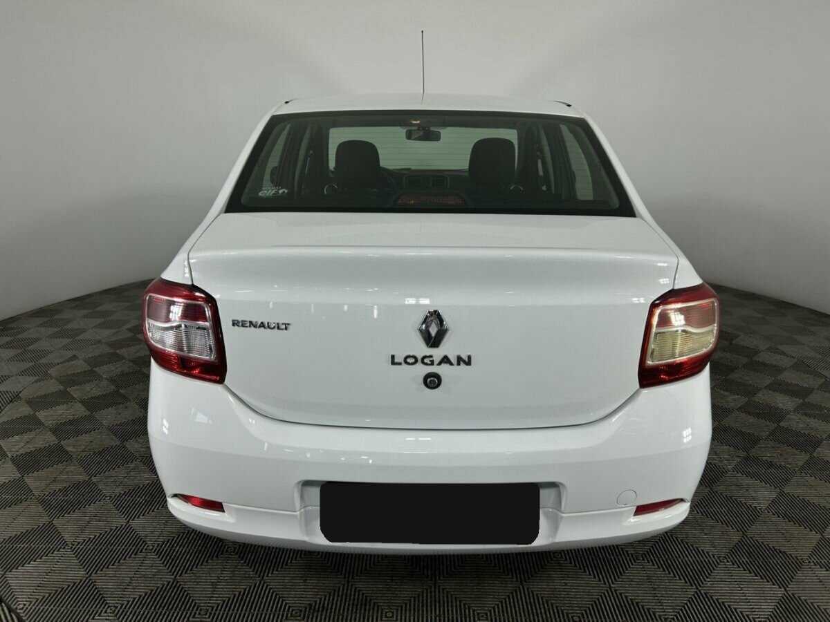 Рено Логан б/у, 2016, Автоматическая. Фото: #2