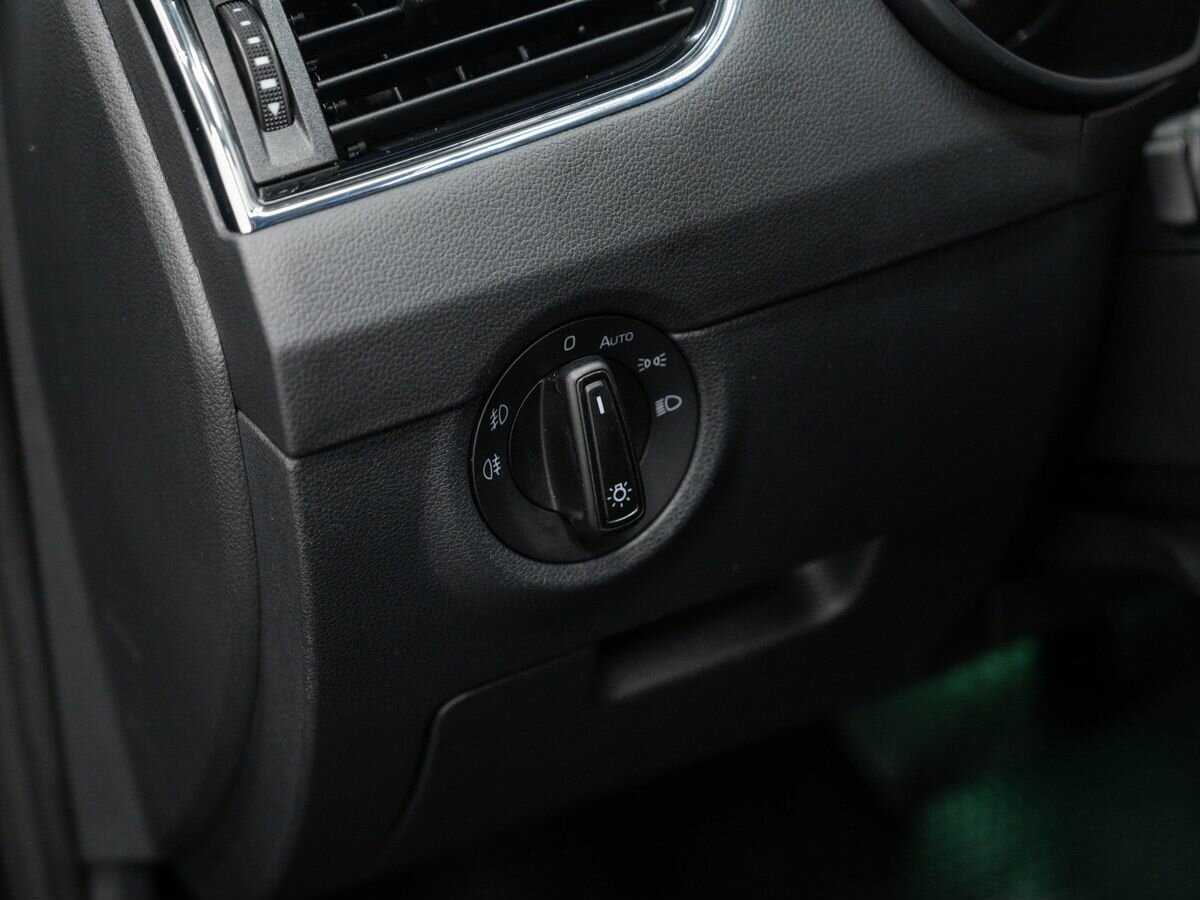 Шкода Октавия б/у, 2016, Роботизированная. Фото: #15