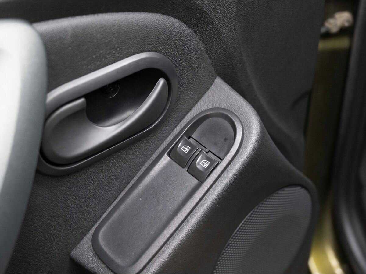 Рено Дастер б/у, 2019, Механическая. Фото: #14