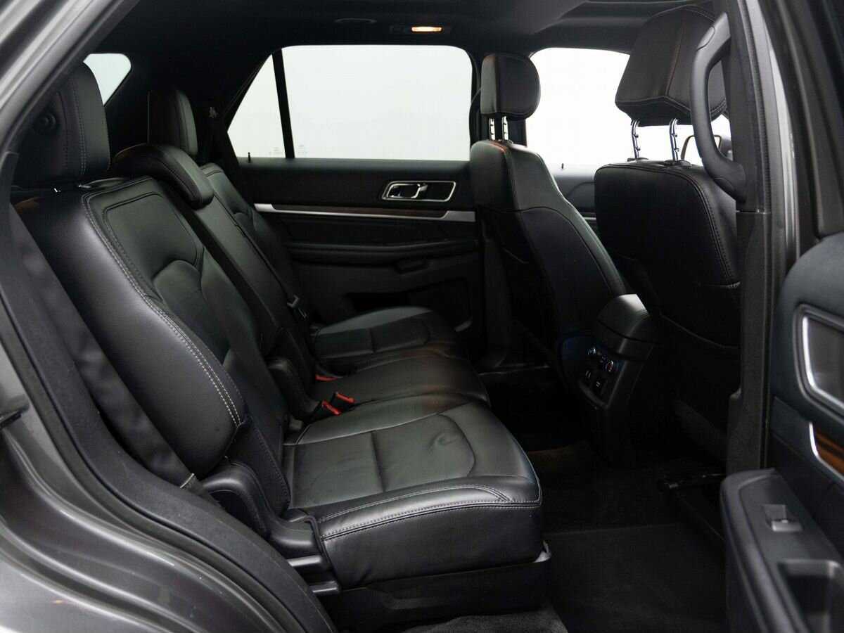 Форд Експлорер б/у, 2016, Автоматическая. Фото: #10