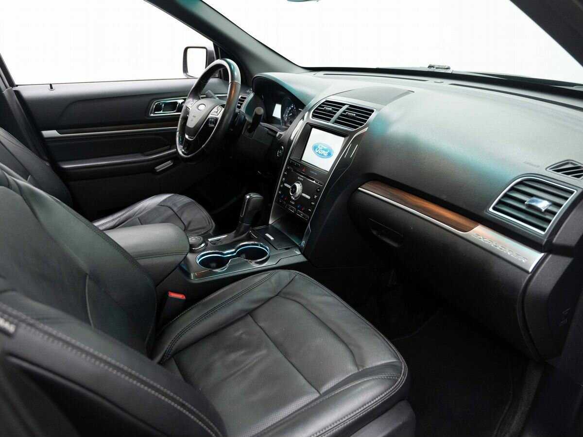 Форд Експлорер б/у, 2016, Автоматическая. Фото: #11