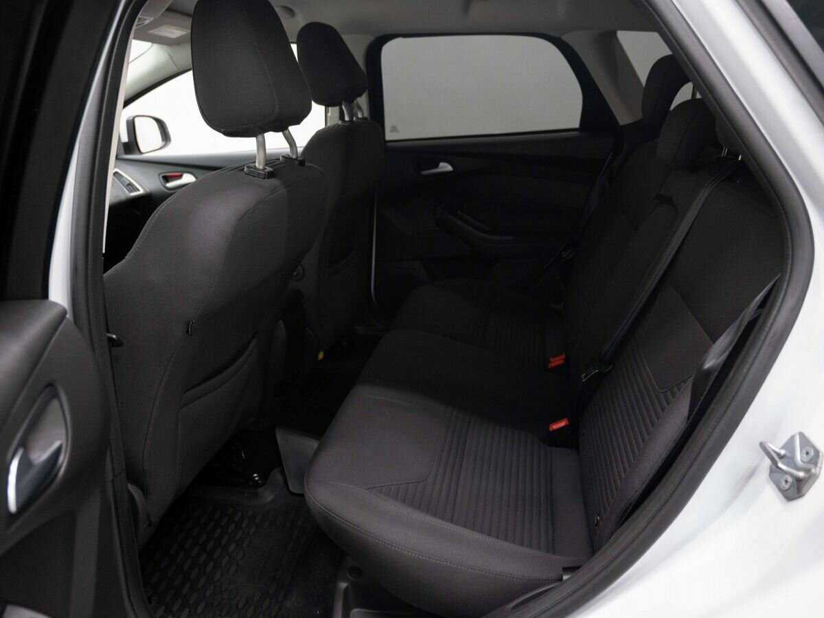 Форд Фокус б/у, 2016, Автоматическая. Фото: #8