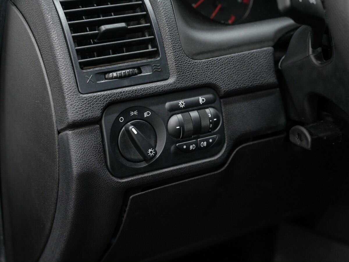 УАЗ Патриот б/у, 2015, Механическая. Фото: #16