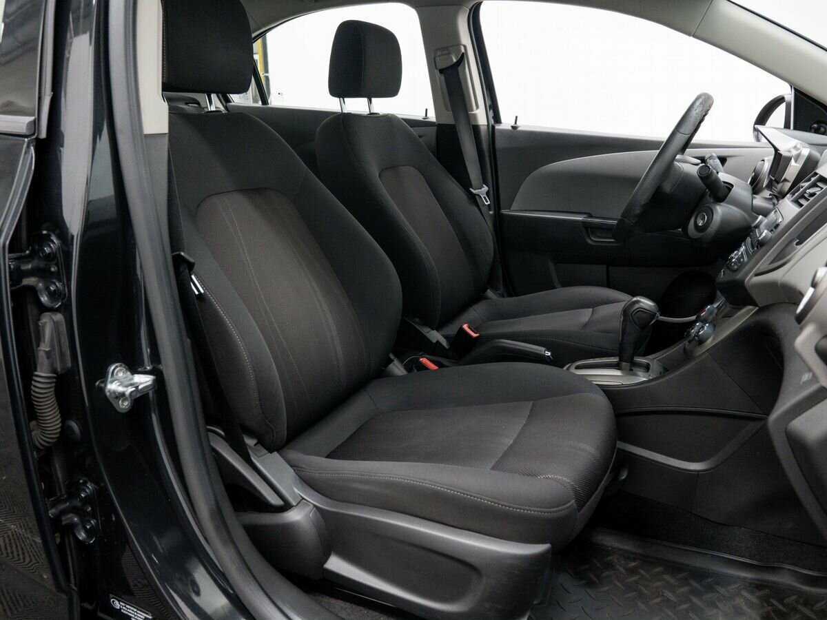 Шевроле Авео б/у, 2012, Автоматическая. Фото: #4