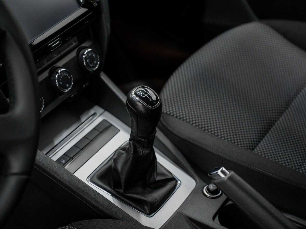 Шкода Октавия б/у, 2013, Механическая. Фото: #16