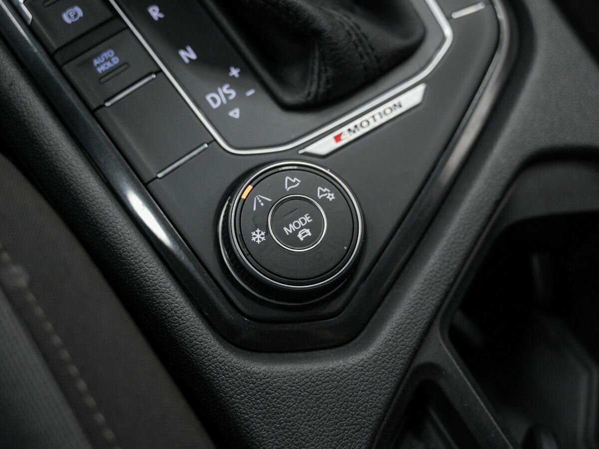 Фольксваген Тигуан б/у, 2018, Роботизированная. Фото: #20