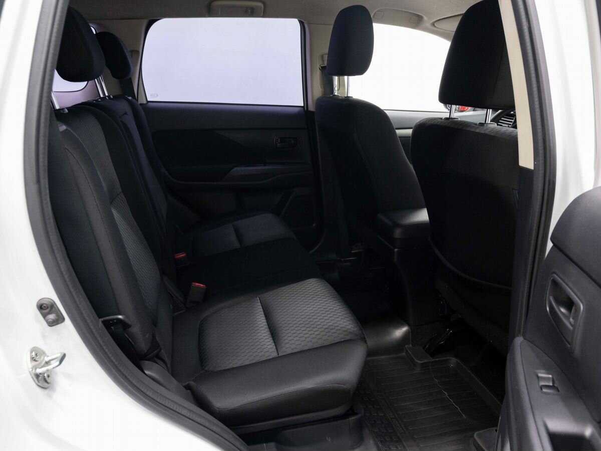 Митсубиши Оутлэндер б/у, 2014, Вариатор. Фото: #9