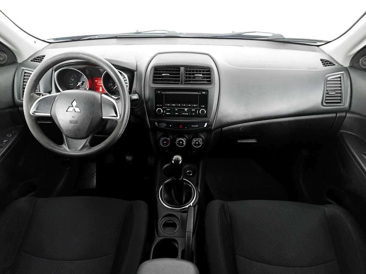 Митсубиши АС-Икс б/у, 2014, Механическая. Фото: #9