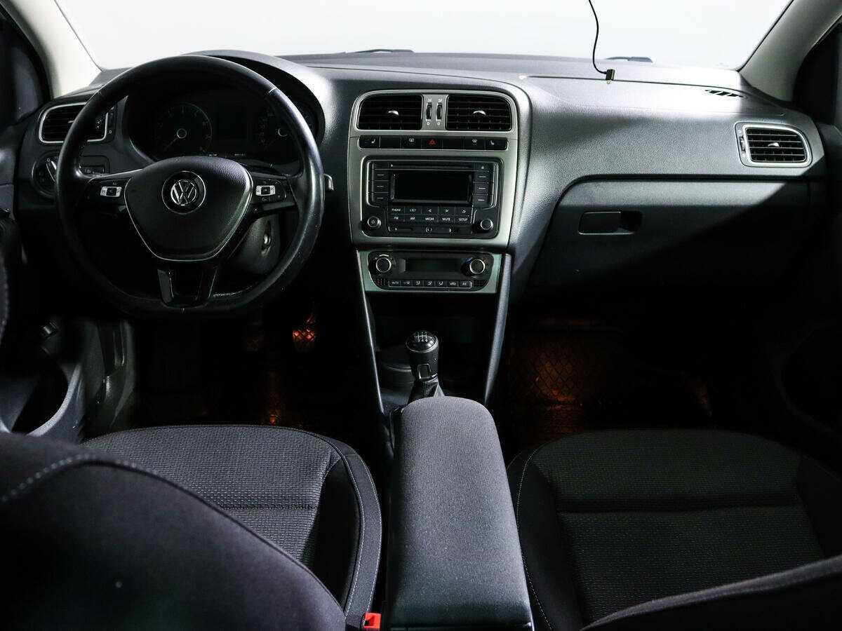 Фольксваген Поло б/у, 2017, Механическая. Фото: #9