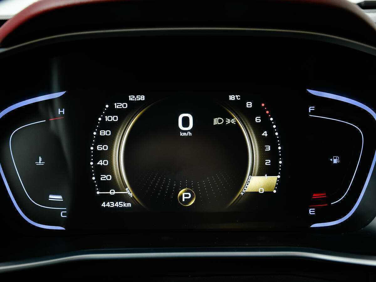 Джили Кулрэй б/у, 2022, Роботизированная. Фото: #9