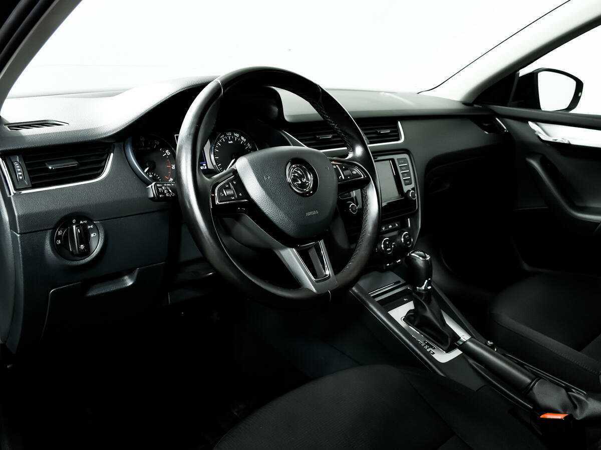 Шкода Октавия б/у, 2016, Роботизированная. Фото: #12