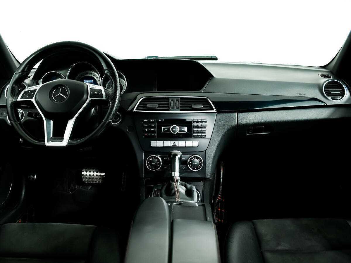 Мерседес-Бенц Ц-Класс б/у, 2013, Автоматическая. Фото: #10