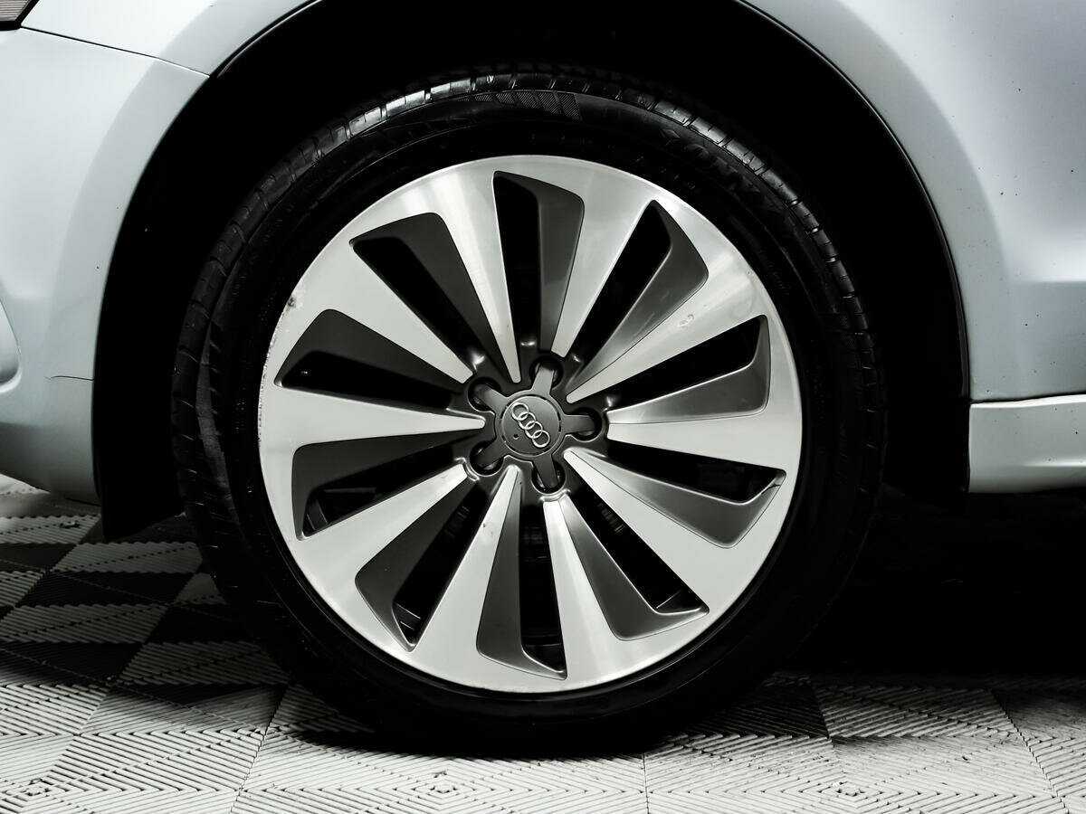 Ауди К5 б/у, 2012, Автоматическая. Фото: #13