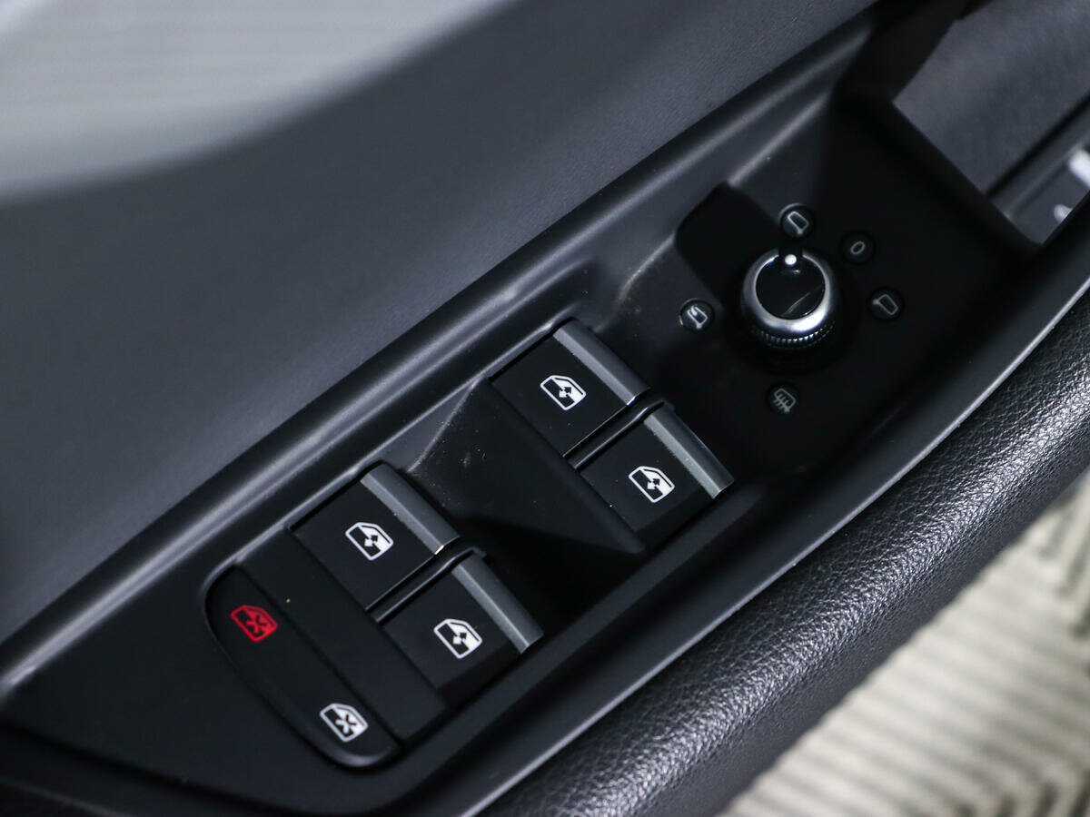 Ауди А4 б/у, 2018, Роботизированная. Фото: #15