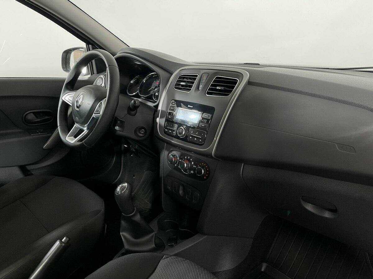 Рено Логан б/у, 2019, Механическая. Фото: #8