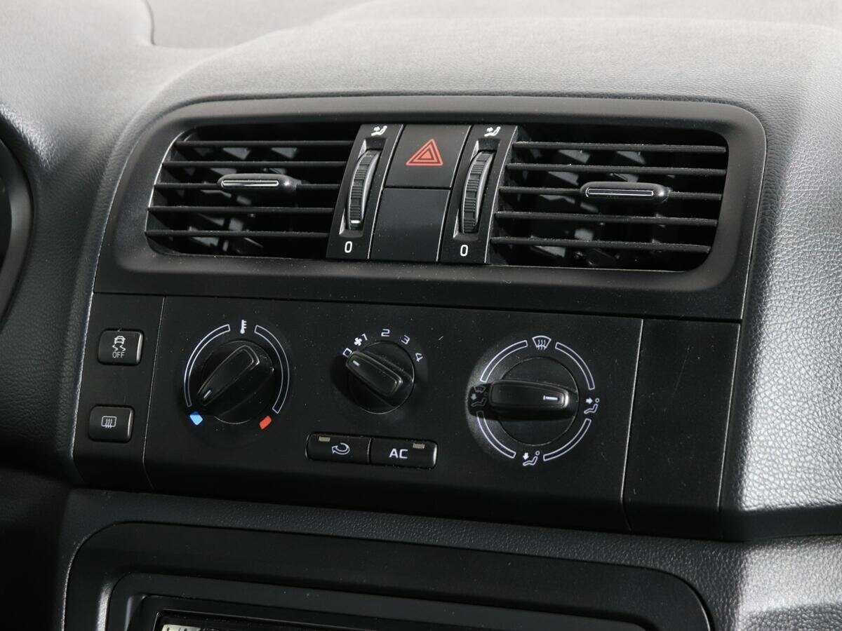 Шкода Фабия б/у, 2014, Автоматическая. Фото: #10