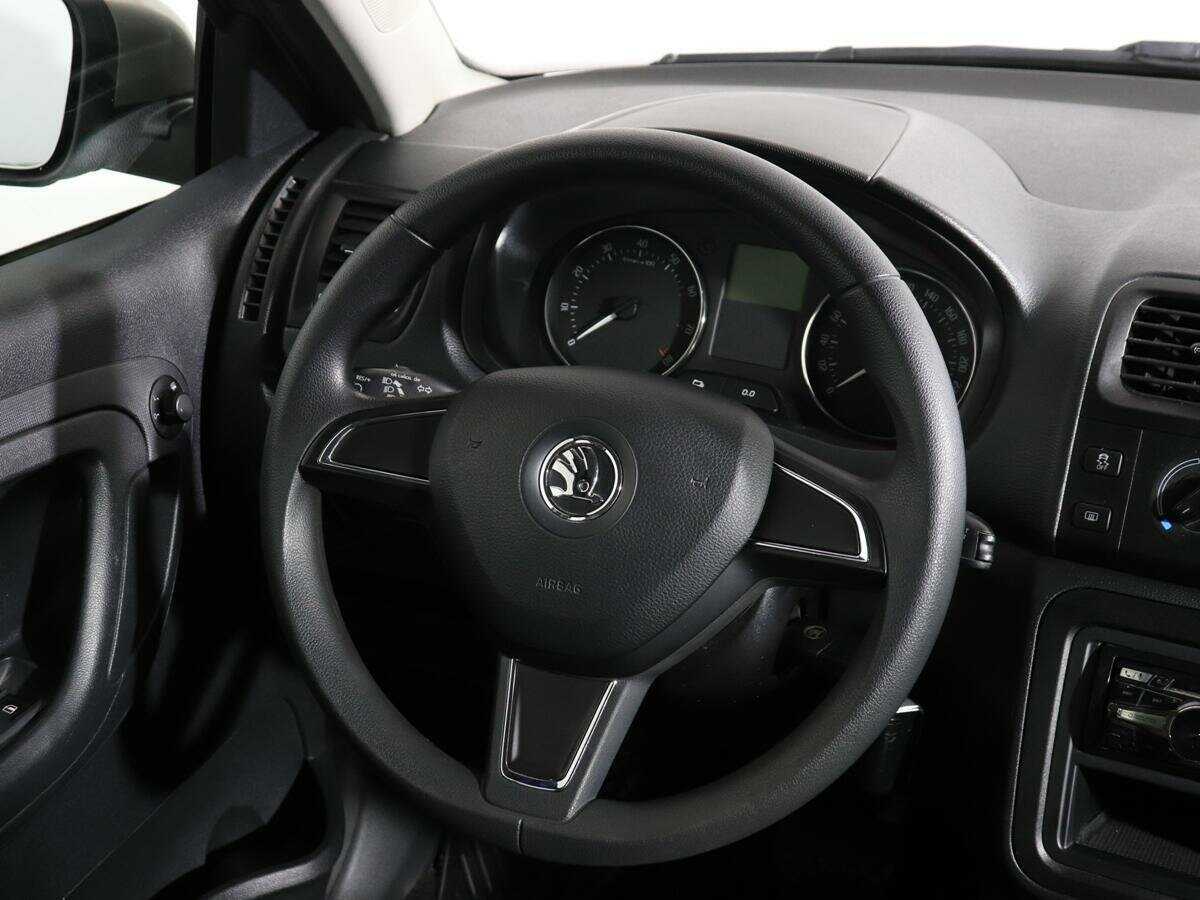 Шкода Фабия б/у, 2014, Автоматическая. Фото: #12