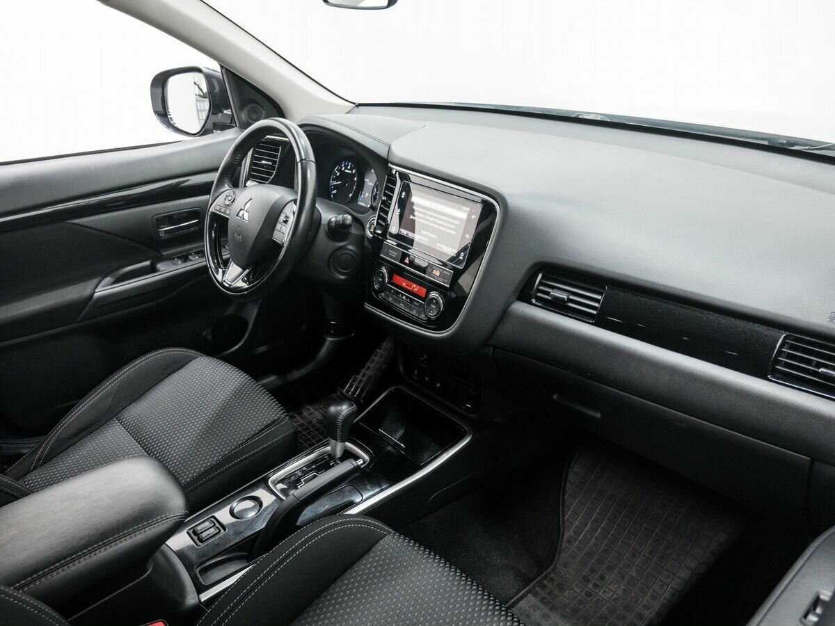 Митсубиши Оутлэндер б/у, 2019, Вариатор. Фото: #7