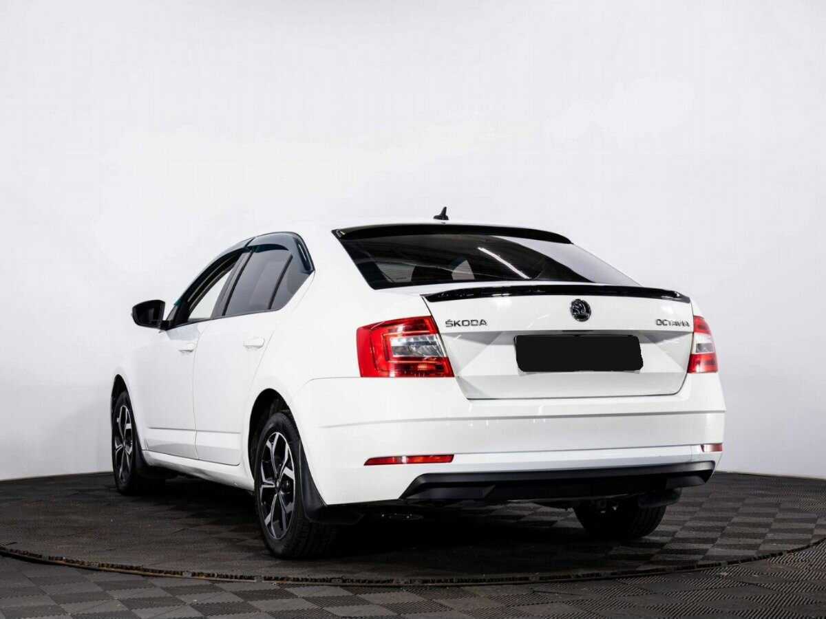 Шкода Октавия б/у, 2018, Механическая. Фото: #3