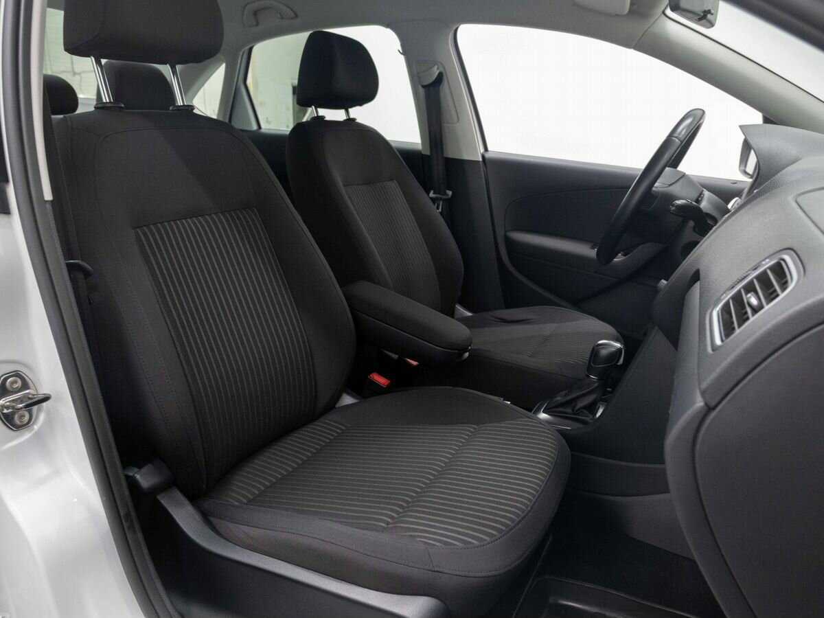 Фольксваген Поло б/у, 2014, Автоматическая. Фото: #10