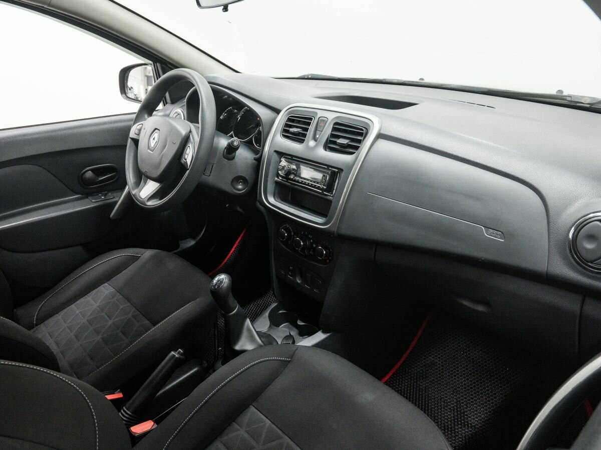 Рено Сандеро б/у, 2017, Механическая. Фото: #6