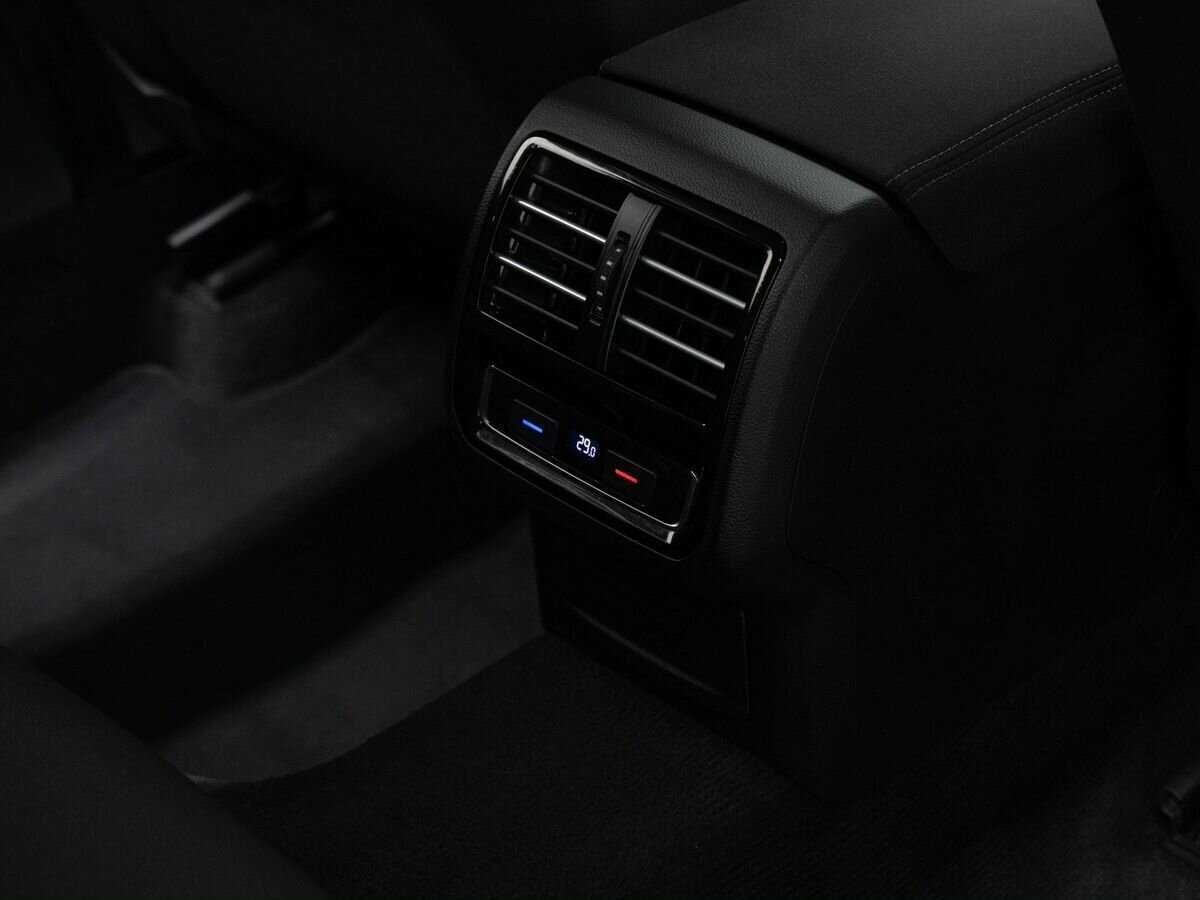 Фольксваген Пассат б/у, 2018, Роботизированная. Фото: #9