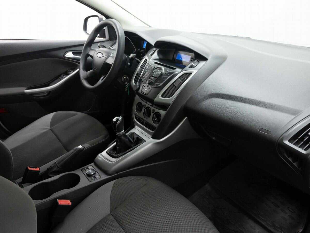 Форд Фокус б/у, 2012, Механическая. Фото: #12