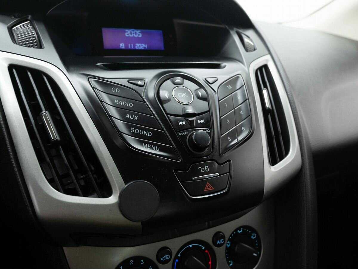 Форд Фокус б/у, 2012, Механическая. Фото: #19