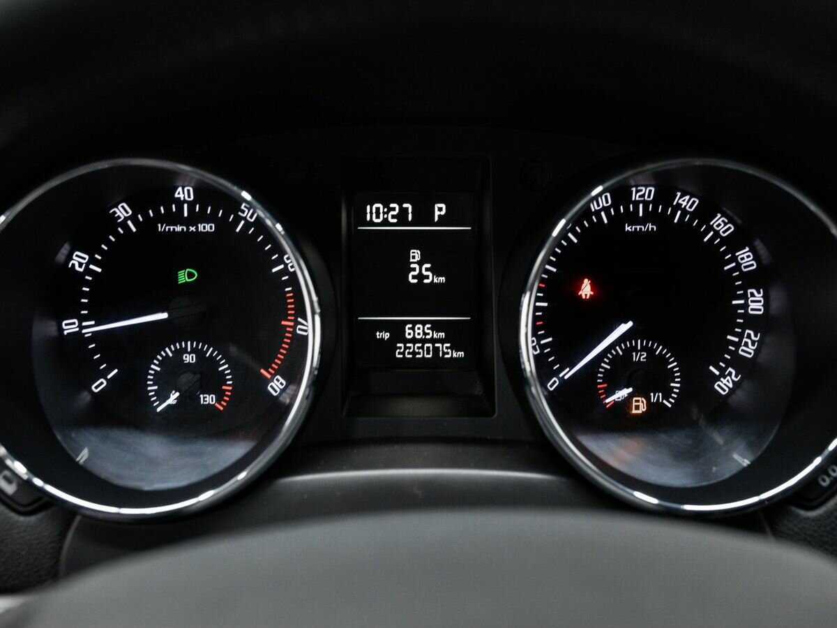 Шкода Йети б/у, 2012, Роботизированная. Фото: #18