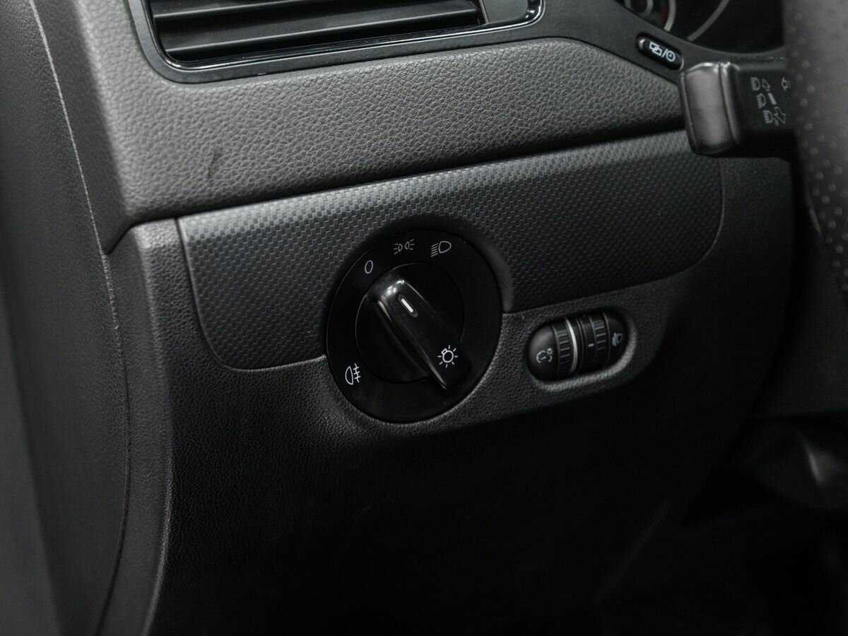 Фольксваген Джетта б/у, 2013, Автоматическая. Фото: #14