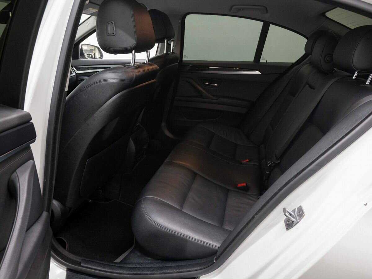 БМВ 5 серии б/у, 2013, Автоматическая. Фото: #10