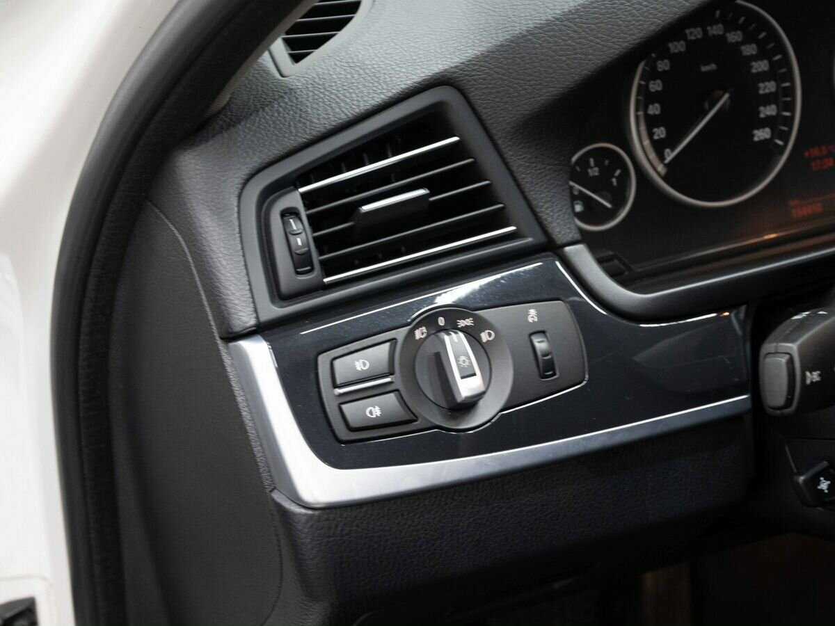 БМВ 5 серии б/у, 2013, Автоматическая. Фото: #22