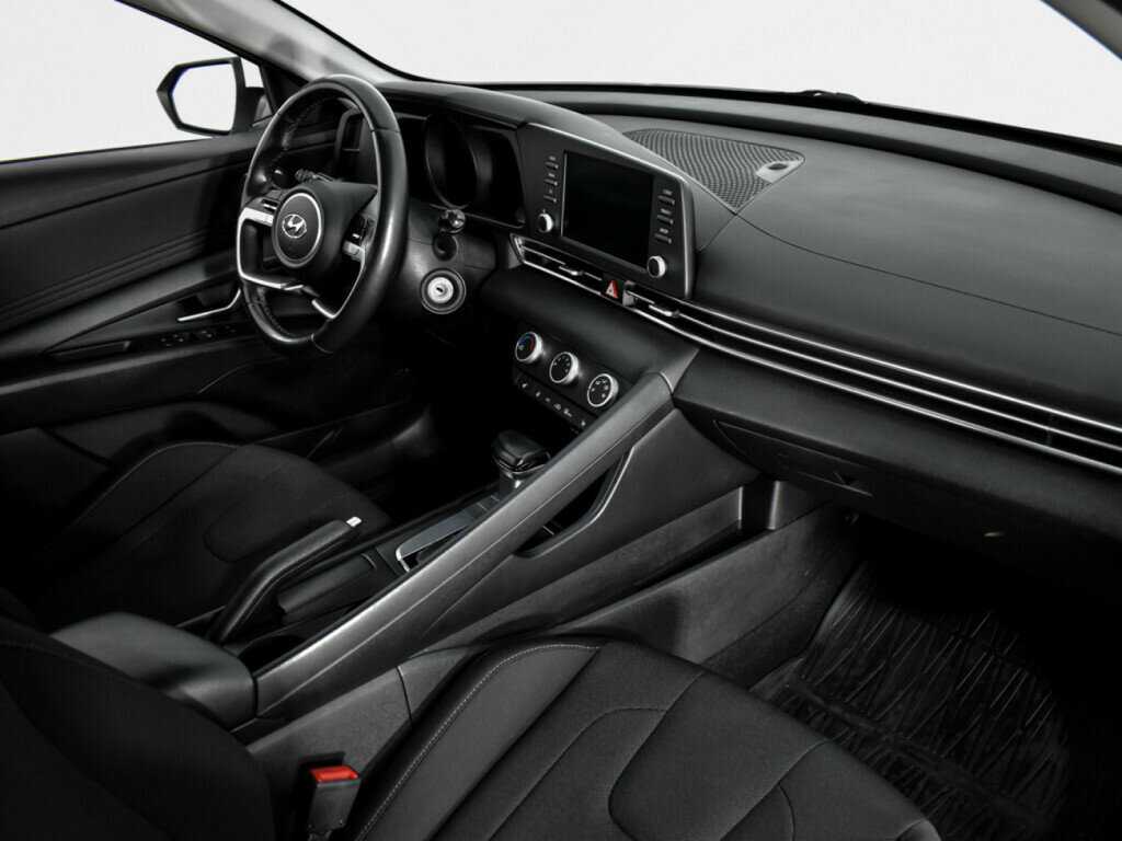 Хендай Елантра б/у, 2021, Автоматическая. Фото: #8