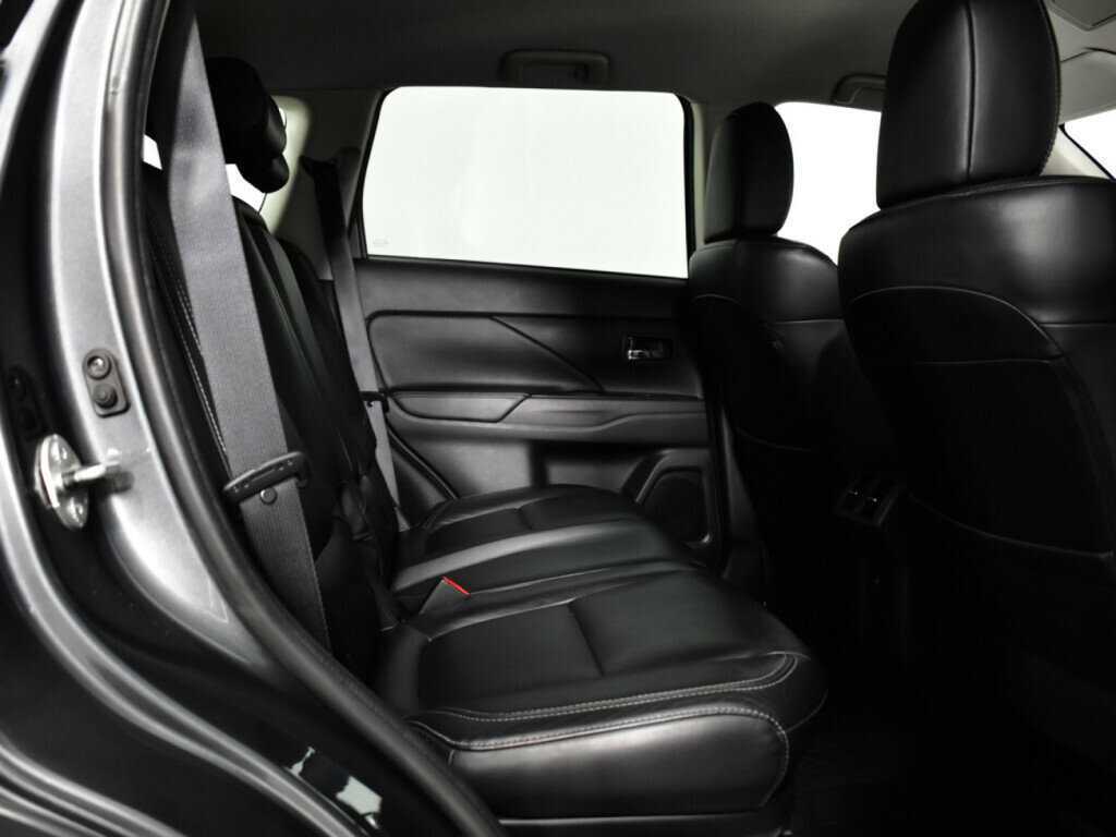 Митсубиши Оутлэндер б/у, 2018, Вариатор. Фото: #9