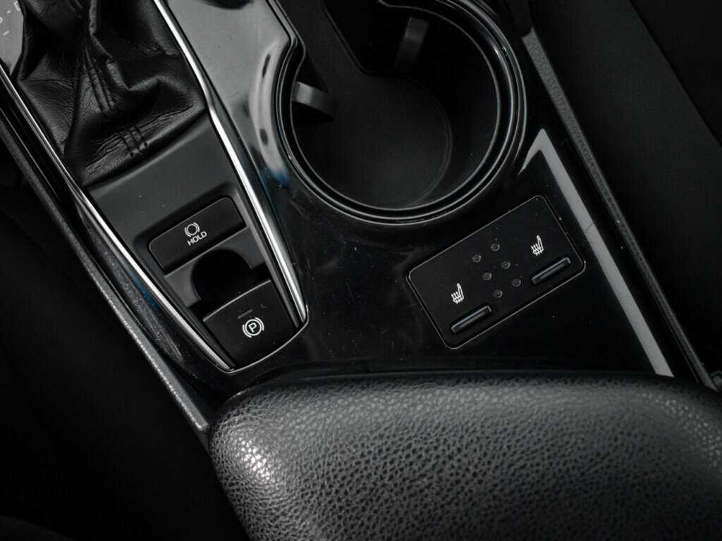 Тойота Камри б/у, 2018, Автоматическая. Фото: #8