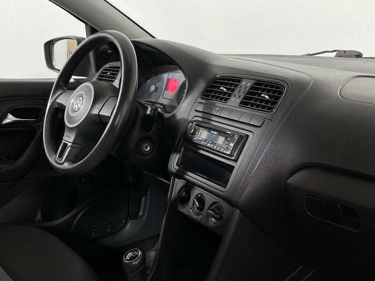 Фольксваген Поло б/у, 2012, Механическая. Фото: #6