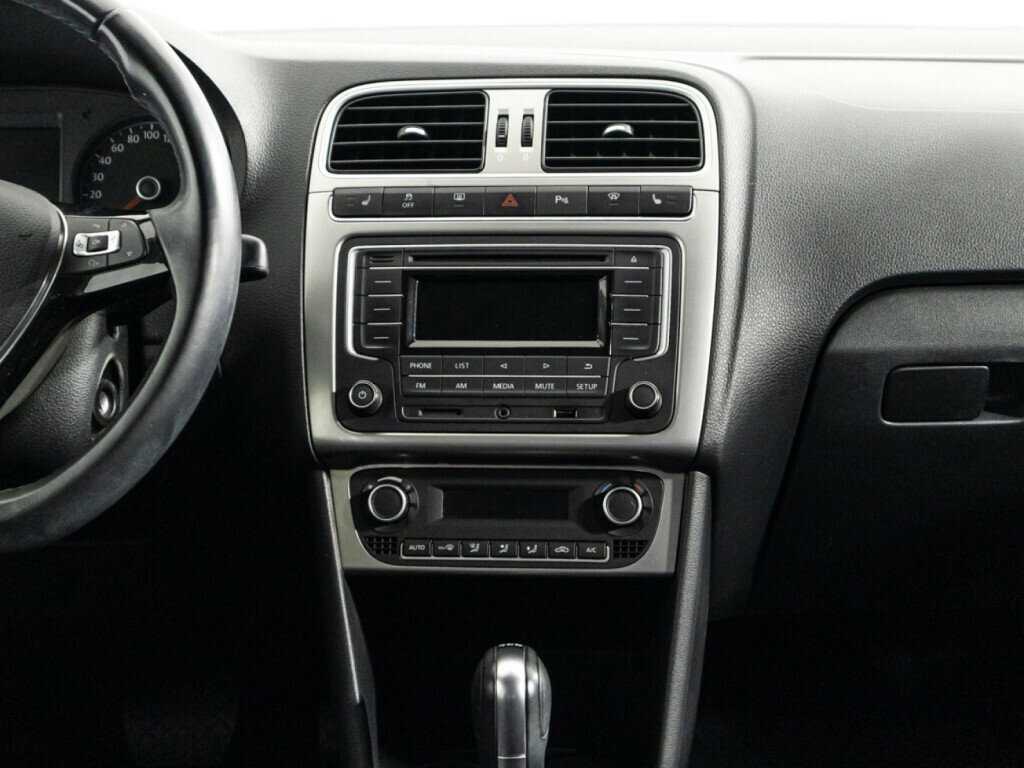 Фольксваген Поло б/у, 2017, Роботизированная. Фото: #13