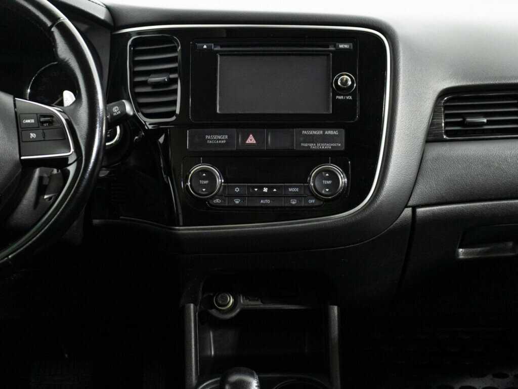 Митсубиши Оутлэндер б/у, 2016, Вариатор. Фото: #13