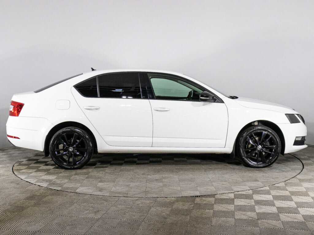 Шкода Октавия б/у, 2018, Механическая. Фото: #3