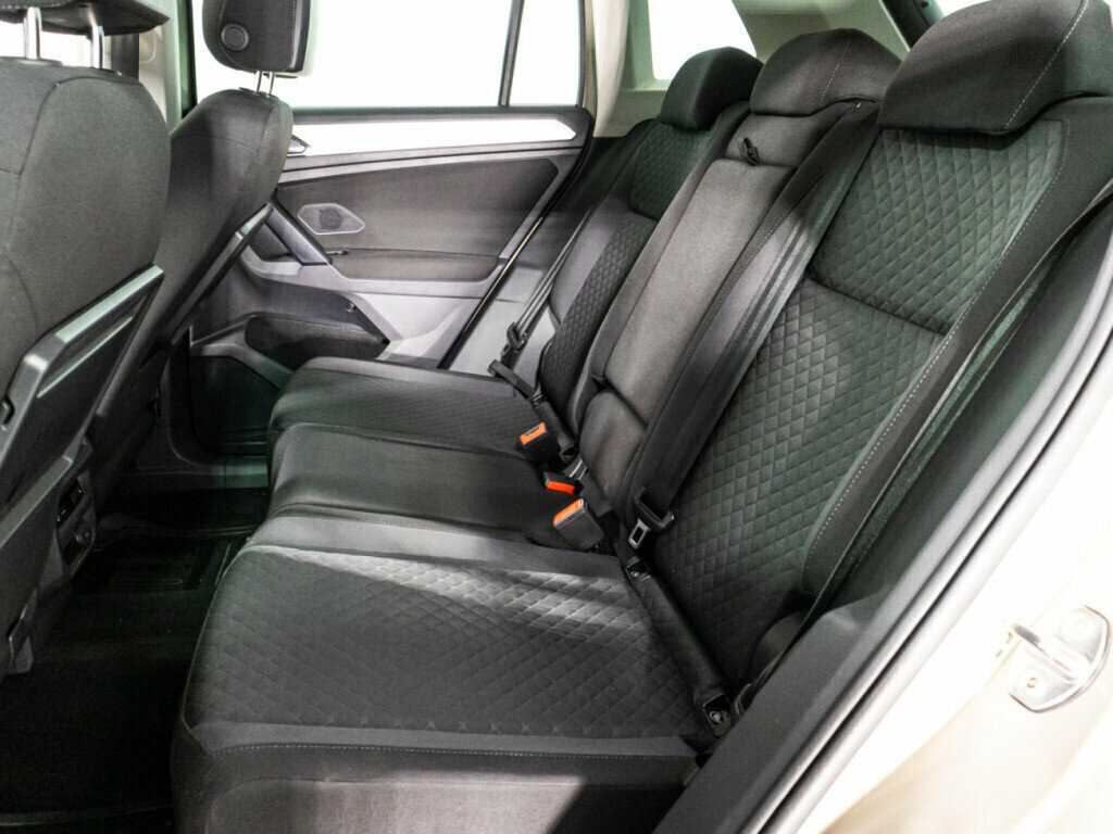 Фольксваген Тигуан б/у, 2017, Роботизированная. Фото: #9