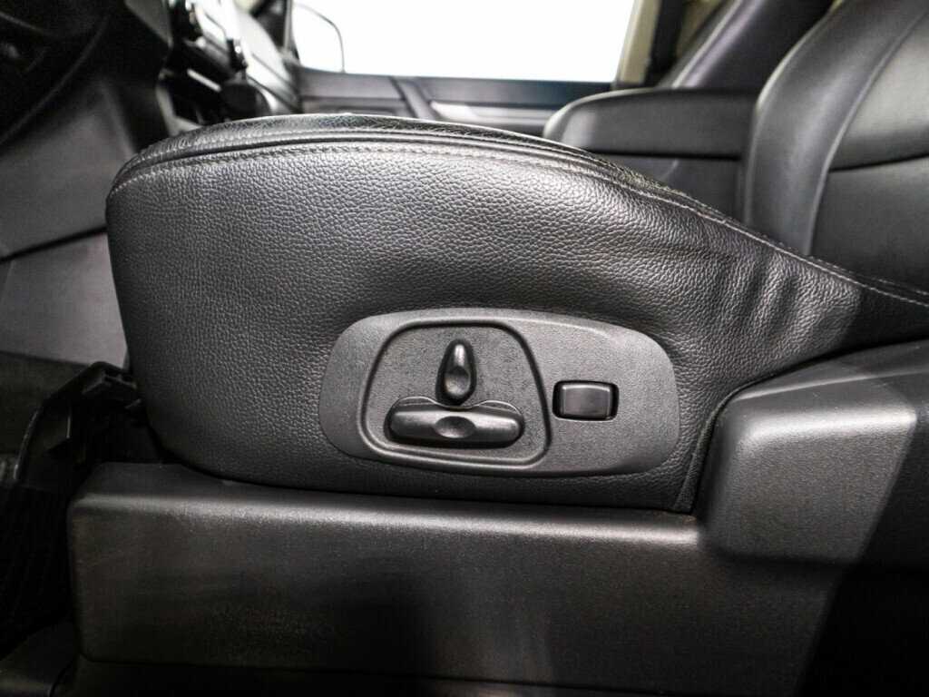 Митсубиши Паджеро б/у, 2014, Автоматическая. Фото: #16